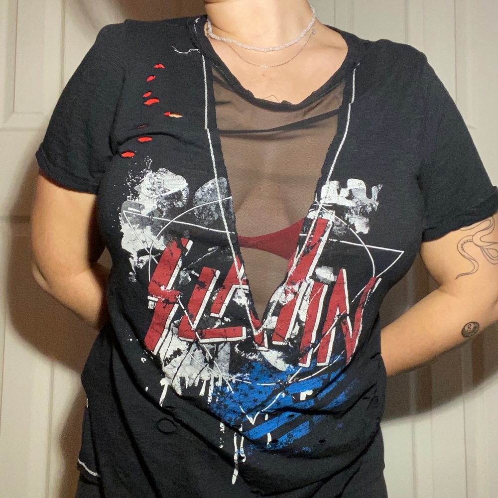 Vintage Rocker Tee - Picture 2 of 3